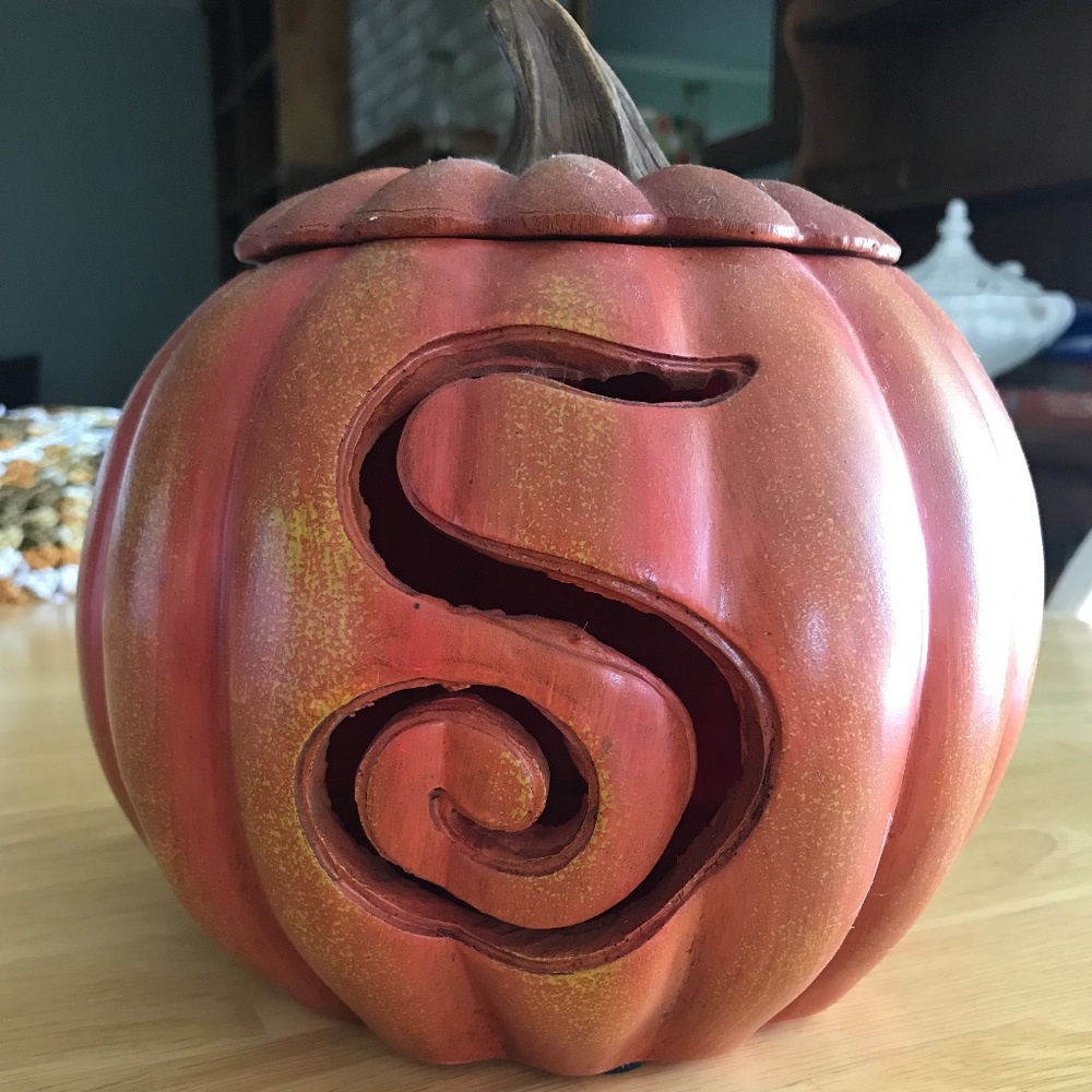 Orange Pumpkin Tea-light with letter “S”
